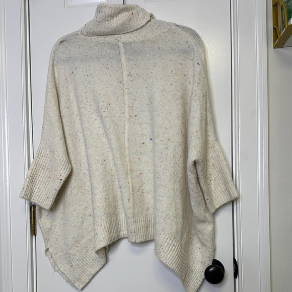 NWOT LOFT Cream Cowl Neck Sweater with Asymmetrical Hem - Picture 6 of 7